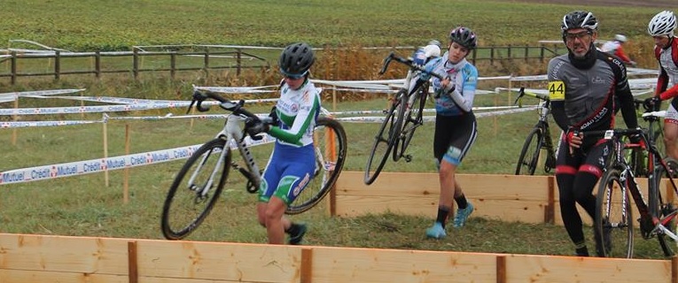 Un premier cyclo-cross fréquenté malgré la météo