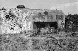 Fort_Schoenebourg_apres_bombes